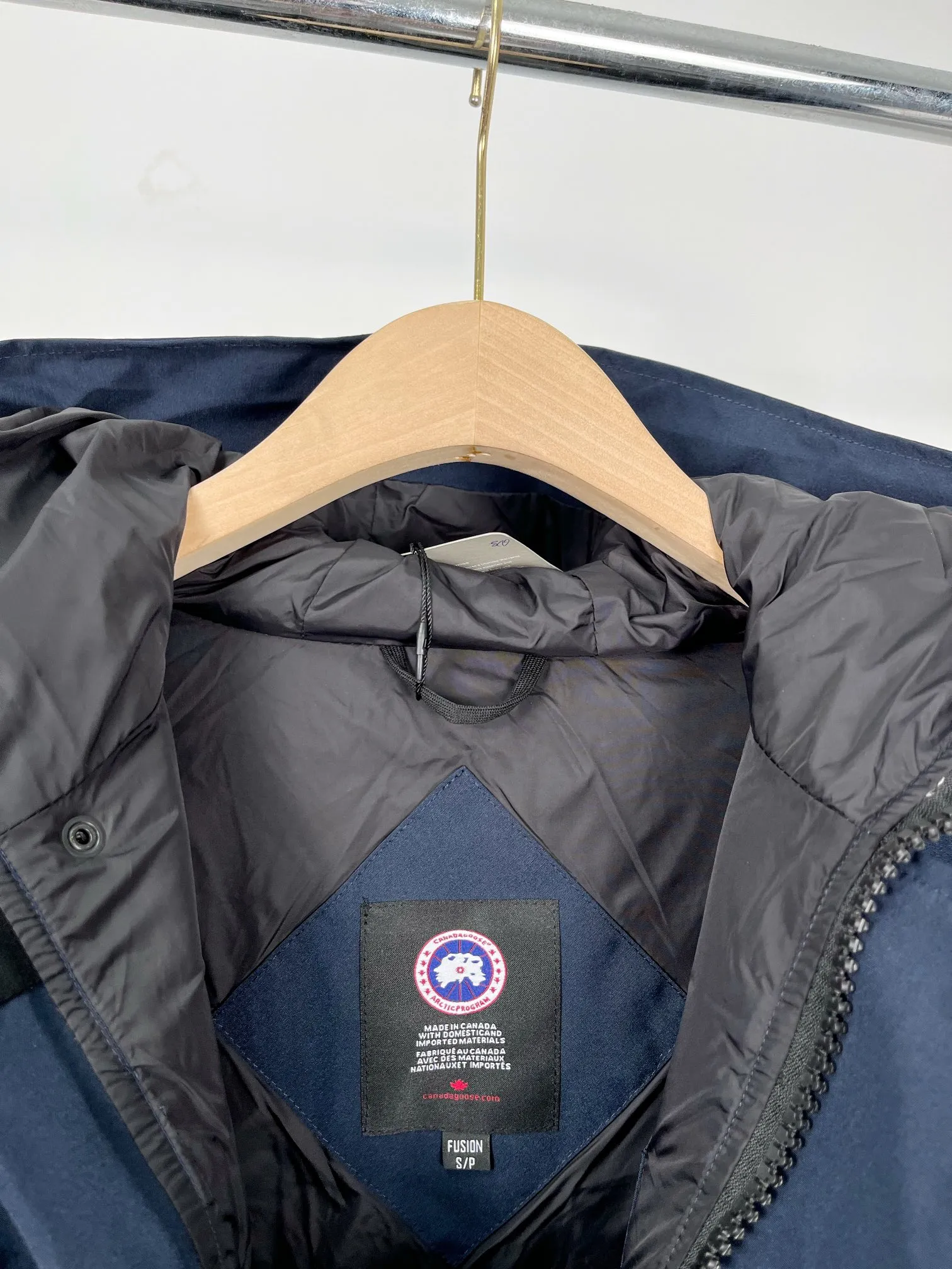 P580 𝐂𝐚𝐧𝐚𝐝𝐚 𝐠𝐨𝐨𝐬𝐞丨Canada Goose 17 down jackets Size: S-XXL